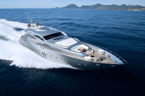 Yacht charter in the Mediterranean Pershing 115