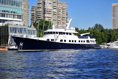 Expedition yacht for sale John A. Nylen Shantal
