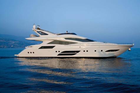 New yacht for sale Dominator 780