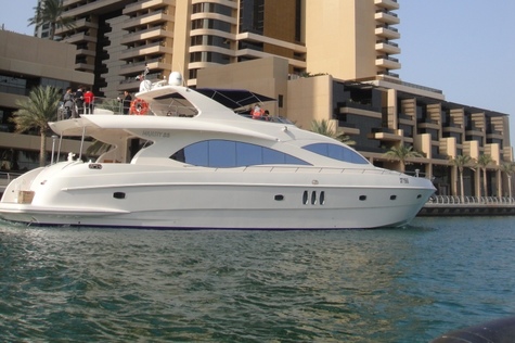 Yacht charter in Dubai Gulf Craft MAJESTY 88