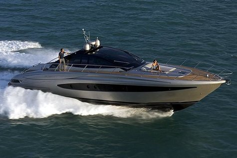Motor yachts 10–20 meters Riva VERTIGO