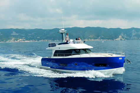 Yachts charter in Adriatic sea Azimut Magellano 43 Flybridge 