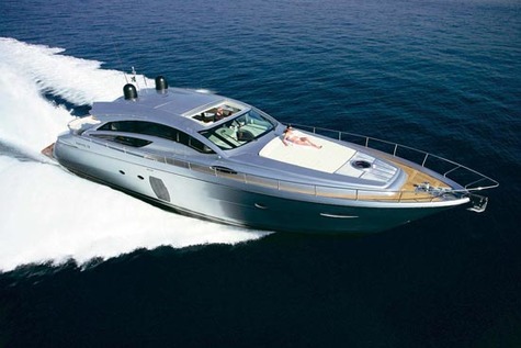 Yacht charter in Italy Pershing ANGELS&DEMONS