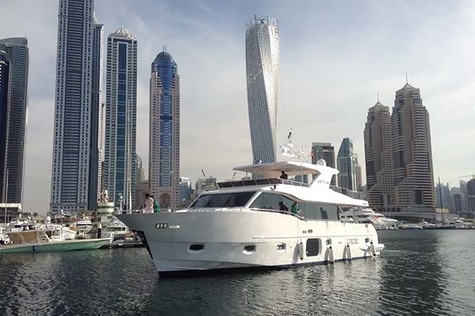Yacht charter in Dubai Majesty 75ft
