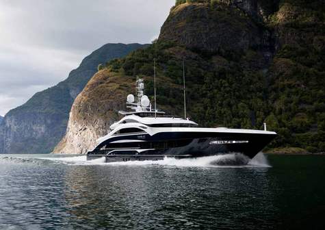 Yacht charter in Monaco Julia 50m Heesen (ex Sairu, Lady Li)