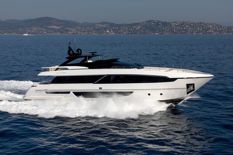 Elite yachts charter Riva Corsaro 100' RAPH SEVEN