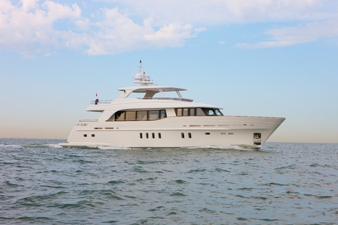 Yacht charter in Miami Mulder FIREFLY