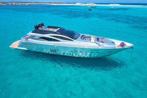 Yacht charter in Miami Pershing SHALIMAR II
