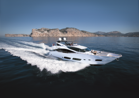 Yacht charter in Corfu Sunseeker HIGH ENERGY