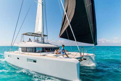 Sailing yachts for rent Lagoon SUMMER STAR