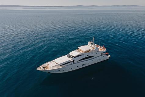 Yachts charter in Adriatic sea Sunseeker BABY I