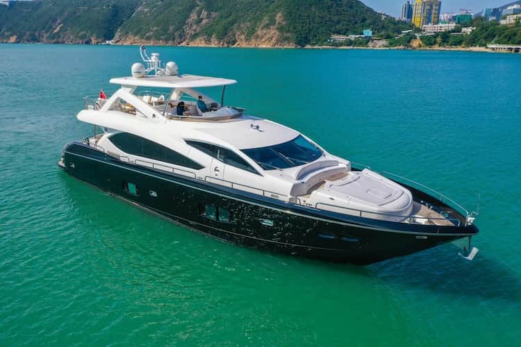 SUNSEEKER 86 YACHT