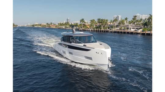 2025 AZIMUT SEADECK 6
