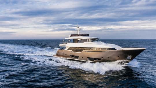 Ferretti YVONNE
