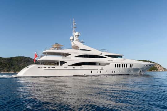 Golden Yachts O'MATHILDE