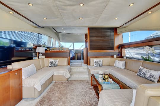 PRINCESS 62