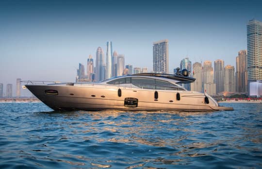 STRAGA - Pershing 82