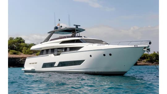 FERRETTI YACHTS 850
