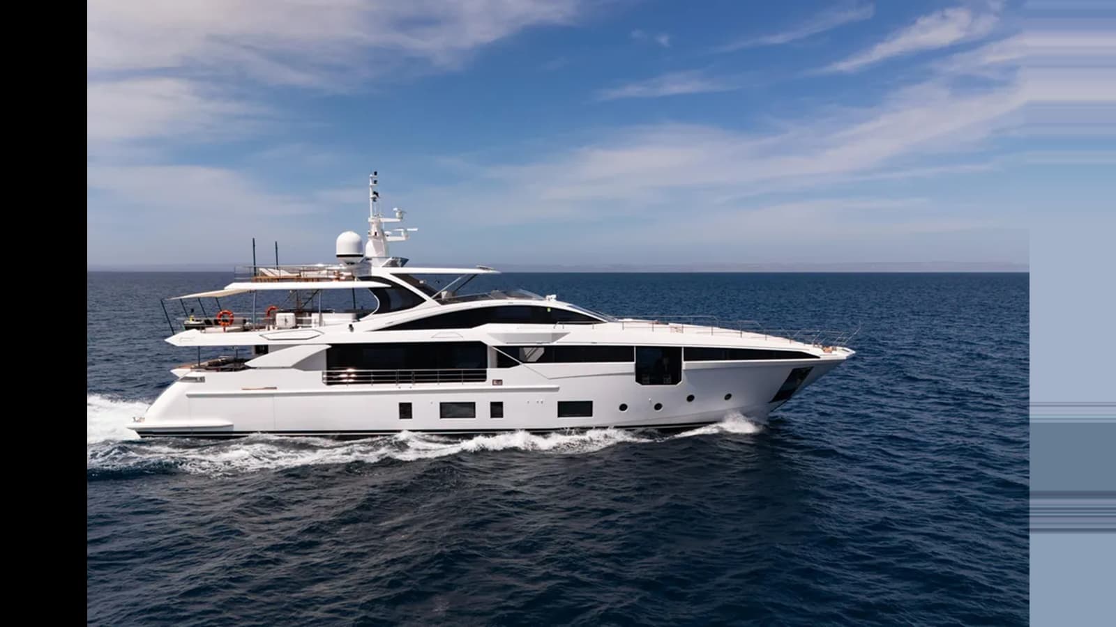 2019 AZIMUT GRANDE 35 METRI