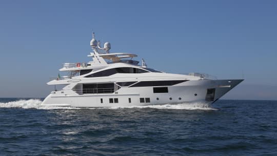 Benetti 125 Falcon II