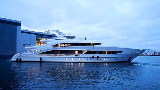 Heesen TRITON 50m