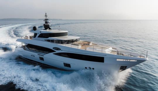 Gulf Craft Majesty 100 MIA