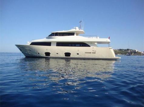 Motor yachts 10–20 meters Ferretti Navetta 26
