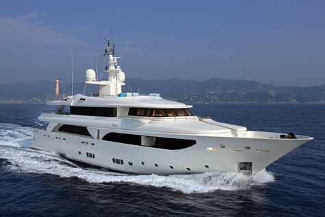 Yacht charter in the Cote d'Azur  HANA