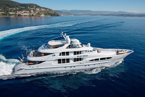 Yacht charter in Cannes Heesen BLUE MAGIC