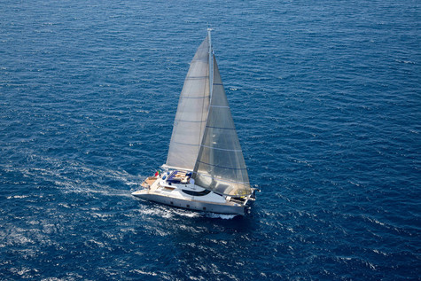 Yacht charter in Sicily HUTIANE 31M