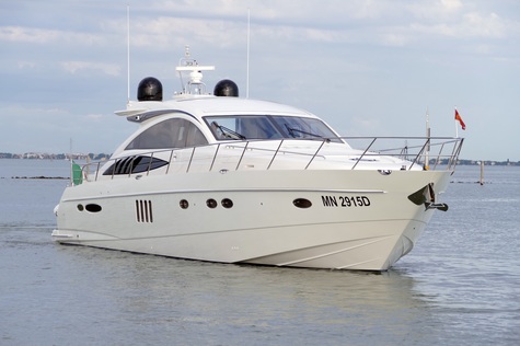 Yacht charter in Sardinia Princess DIN IV