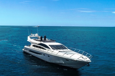 Yacht charter in Corsica Riva Eva Kant