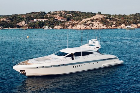 Yacht charter in Corfu Mangusta L'ESPERANCE