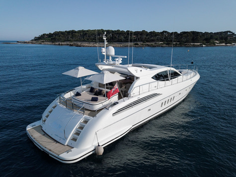 Yacht charter in Sardinia Leopard ELLERY A