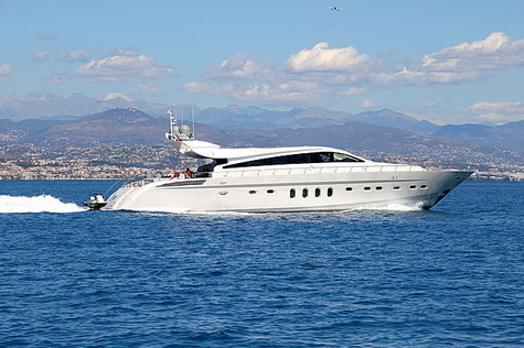 Motor yachts 30Ц40 meters Leopard 31m Jade 