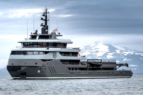 Yacht charter in Moscow Icon RAGNAR 68m