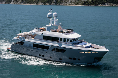 Yachts for sale in Monaco Hvalross Darwin 102