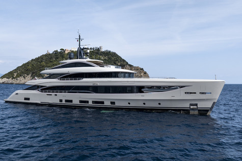 Мегаяхты: стальные, пластиковые и алюминиевые яхты от Arcon Yachts Benetti Iryna 50m